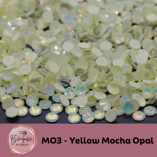 MO 03 - Glass Flatback Rhinestone