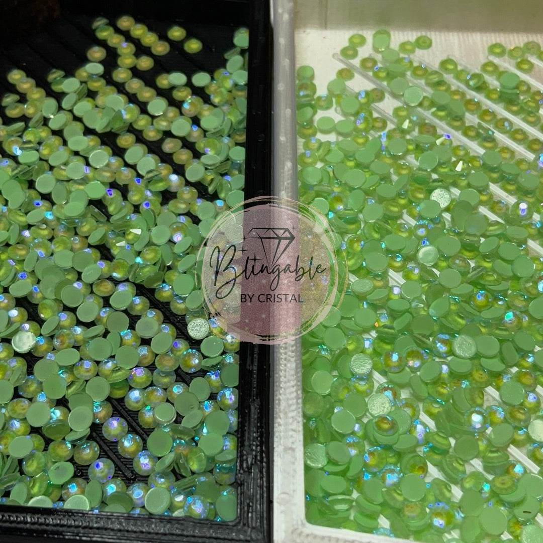 Light Peridot Luminous - Glass Flatback Rhinestones